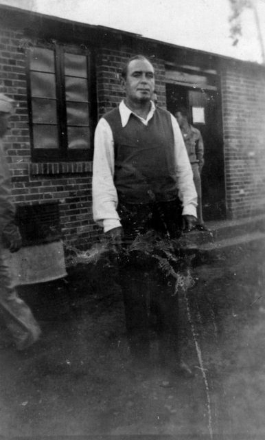  Jim Lewter Photo 