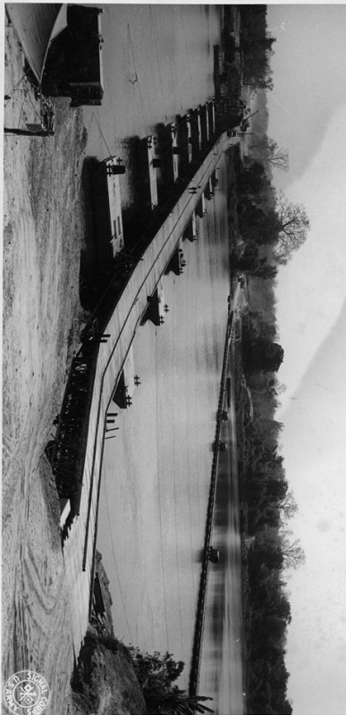  Photo by U.S. Army Signal Corps 