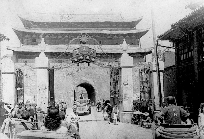  Photo by U.S. Army Signal Corps 