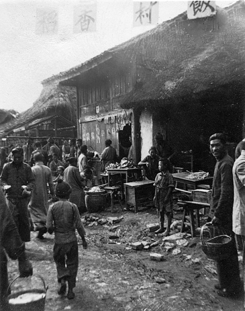  Photo by U.S. Army Signal Corps 