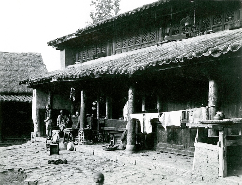  Photo by U.S. Army Signal Corps 