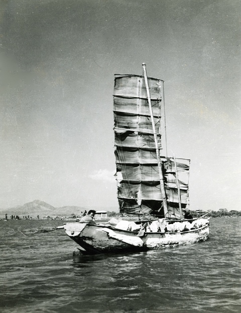  Photo by U.S. Army Signal Corps 